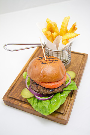 _MG_2206_Burger_LGardiner