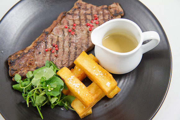 _MG_2239_Steak&Chips_LGardiner