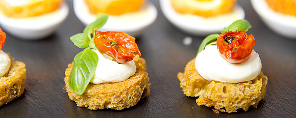 IMG_0986_TheWesley_FoodBanners_LGardiner