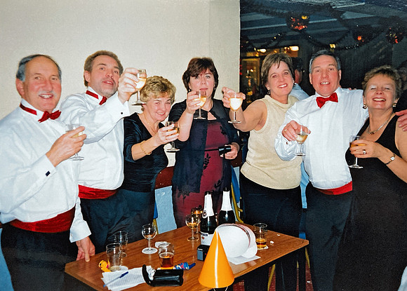 IMG_Cheers_all